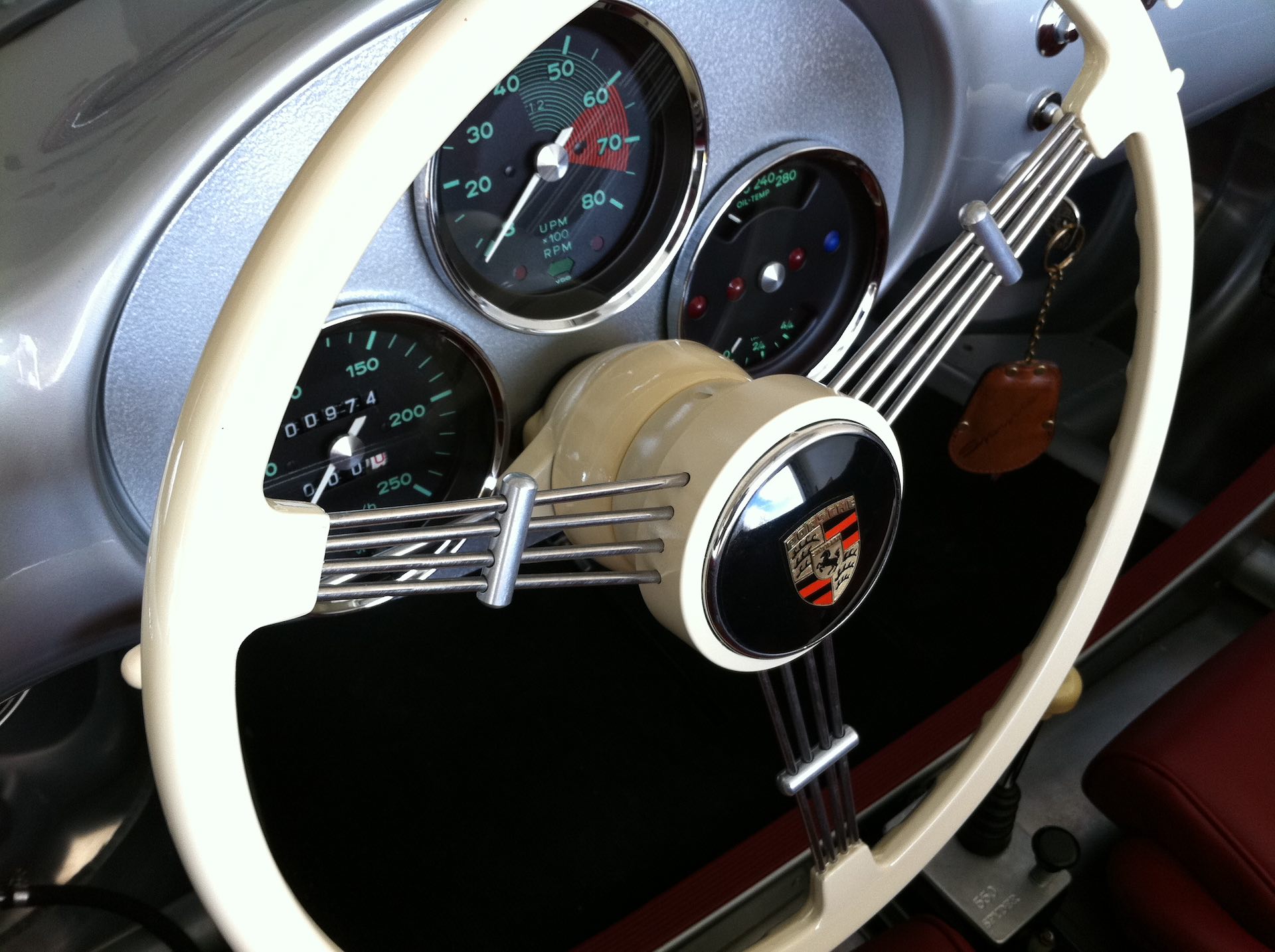 photo representing personal project: vintage sportscar instrument panel